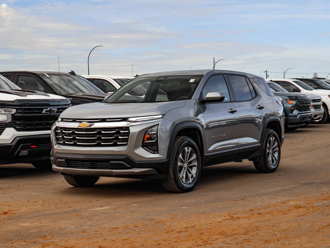 2026 Chevrolet Equinox AWD 4dr LT w/2LT Grey Sherwood Park - photo #3