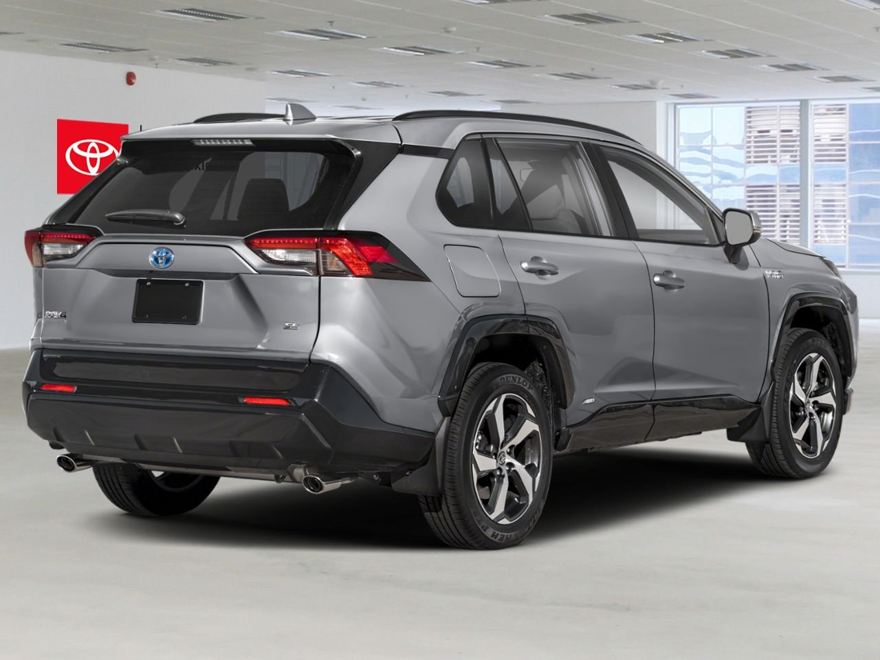 2024 Toyota RAV4 Prime PRIME SE AWD / PLUG-IN HYBRID / HEATED SEATS / MOONROOF / ALLOY WHEELS / CARPLAY AND ANDROID AUTO Silver Mississauga - photo #2