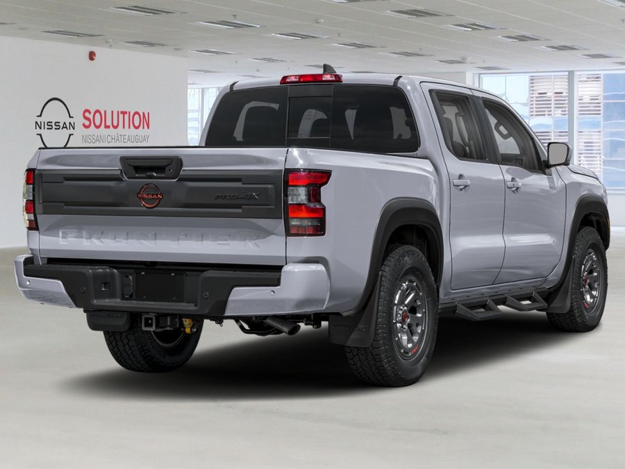 NISSAN Frontier FRONTIER CREW CAB PRO-4X SWB 2027 Gris roche nacré métallisé