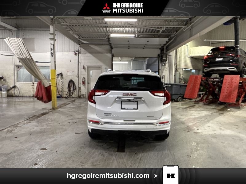 2023 GMC Terrain White Laval - photo #7