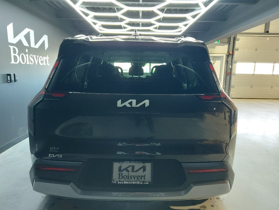 2026 Kia EV9 Land TI Panthera Metal