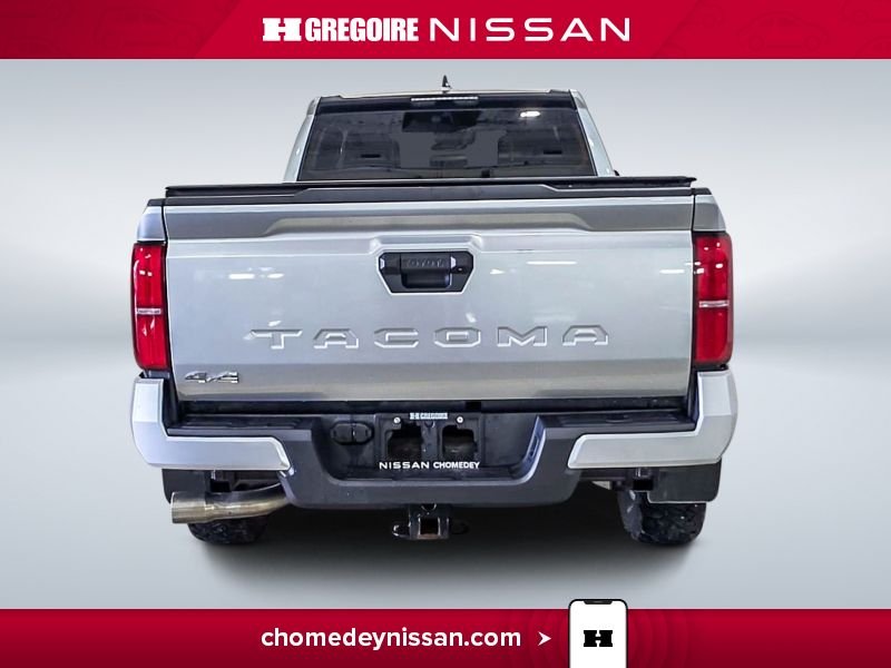 2025 Toyota Tacoma Silver Blainville - photo #7