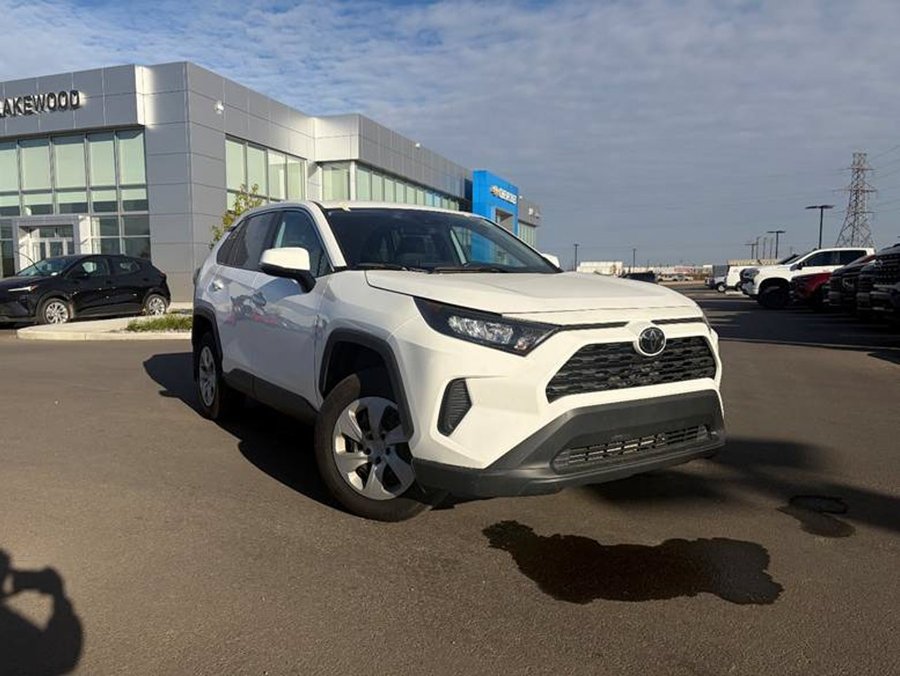 2025 Toyota RAV4 LE AWD 2.5L | Heated Leather Bucket Seats White