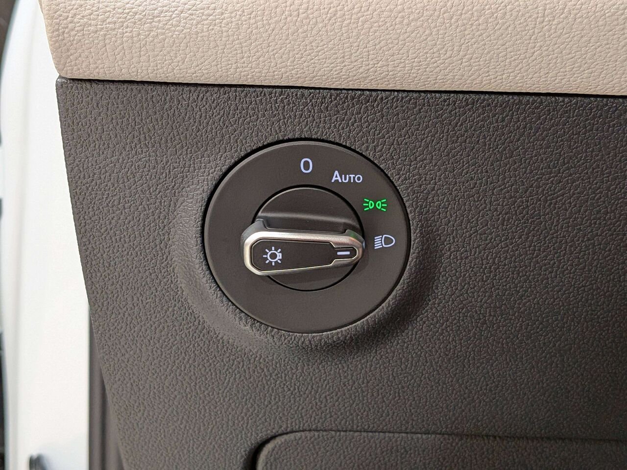 Volkswagen Taos Trendline 4MOTION 2026 Blanc Val-David - photo #31