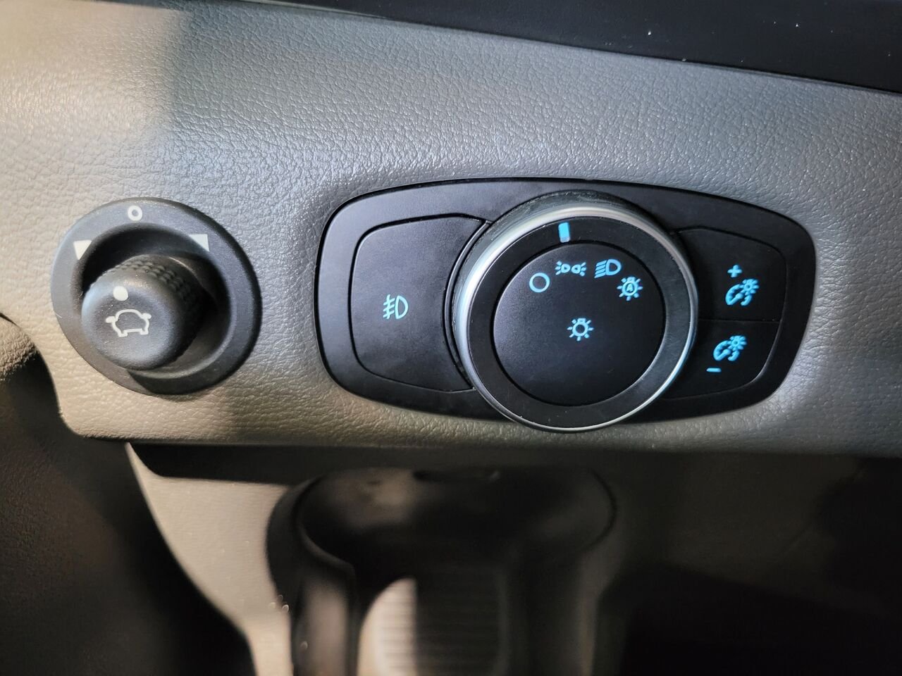 Ford Transit fourgon utilitaire 2020 Bleu Longueuil, - photo #21