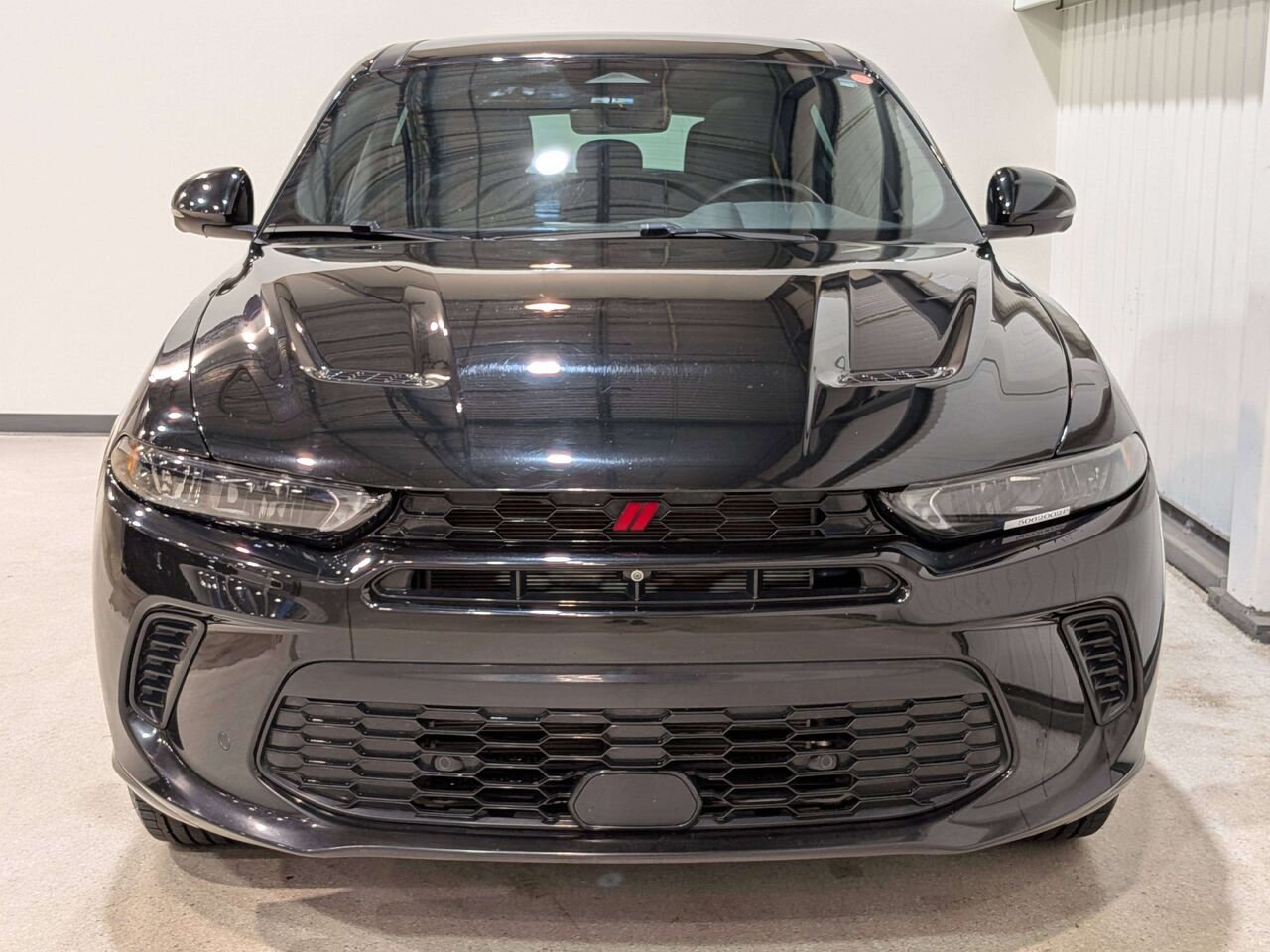 2024 Dodge Hornet R/T Plus PHEV EAWD *Ltd Avail* Black Val-David - photo #3