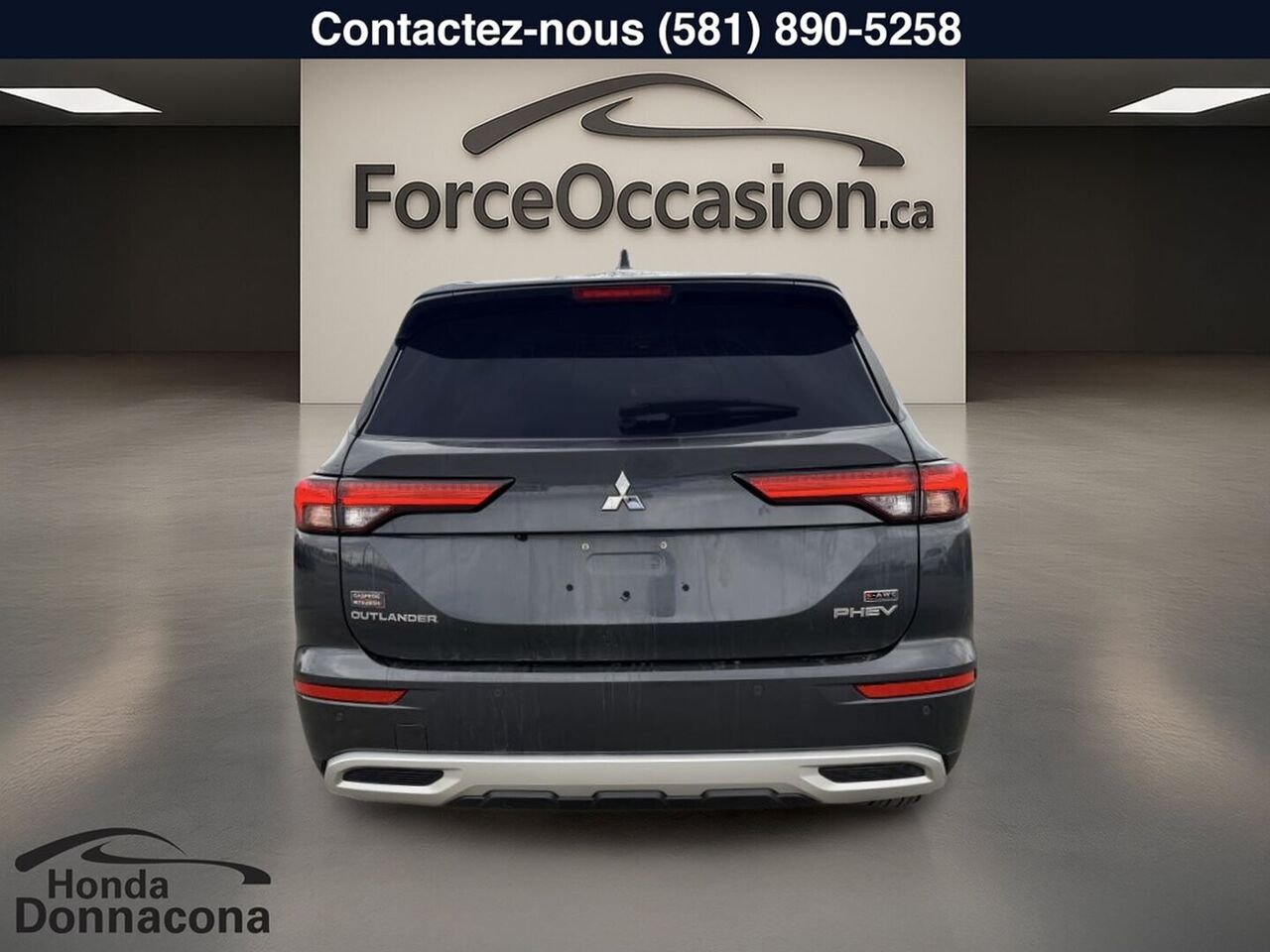 2025 Mitsubishi Outlander Plug-In Hybrid Silver  - photo #6