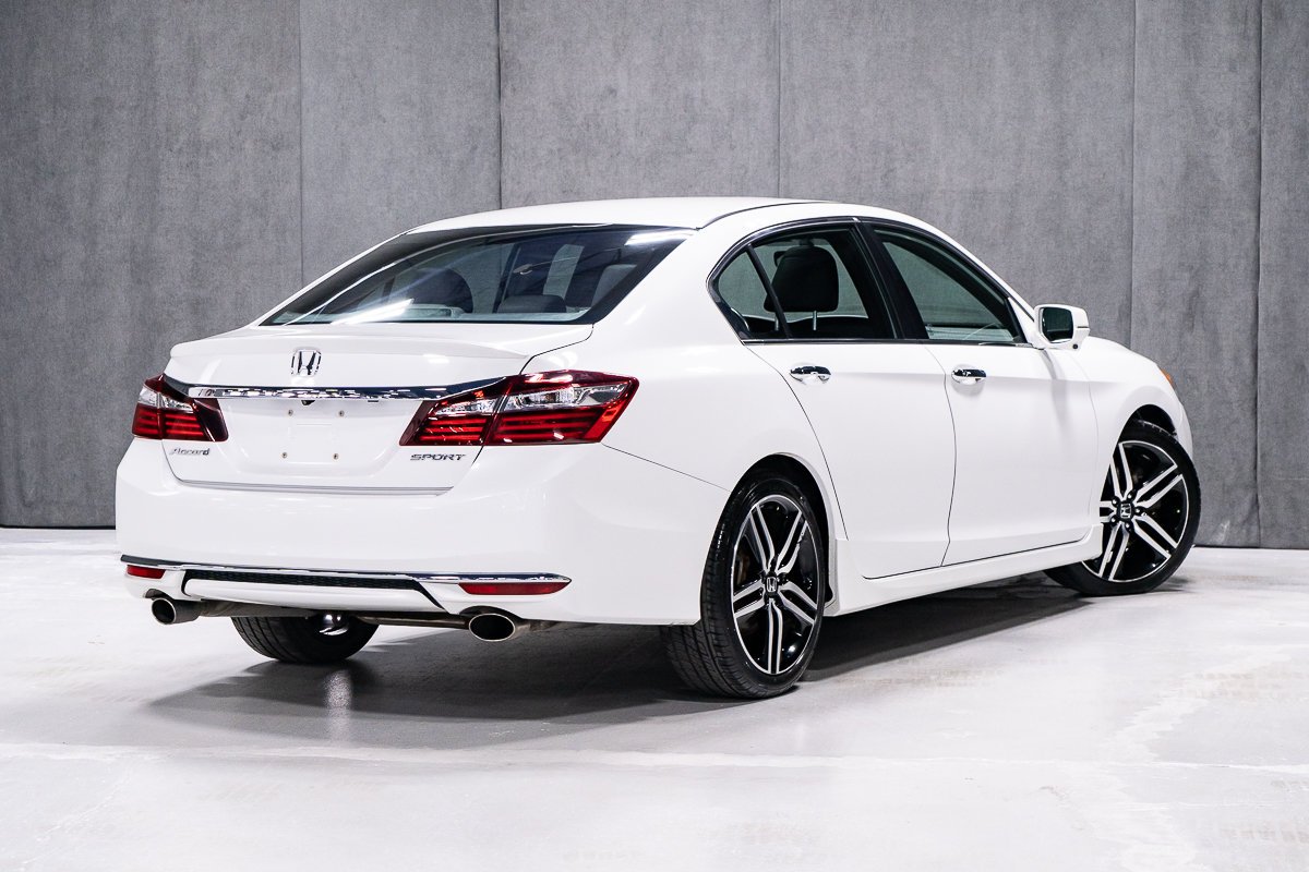 2017 Honda Accord Sedan SPORT White Montreal - photo #5