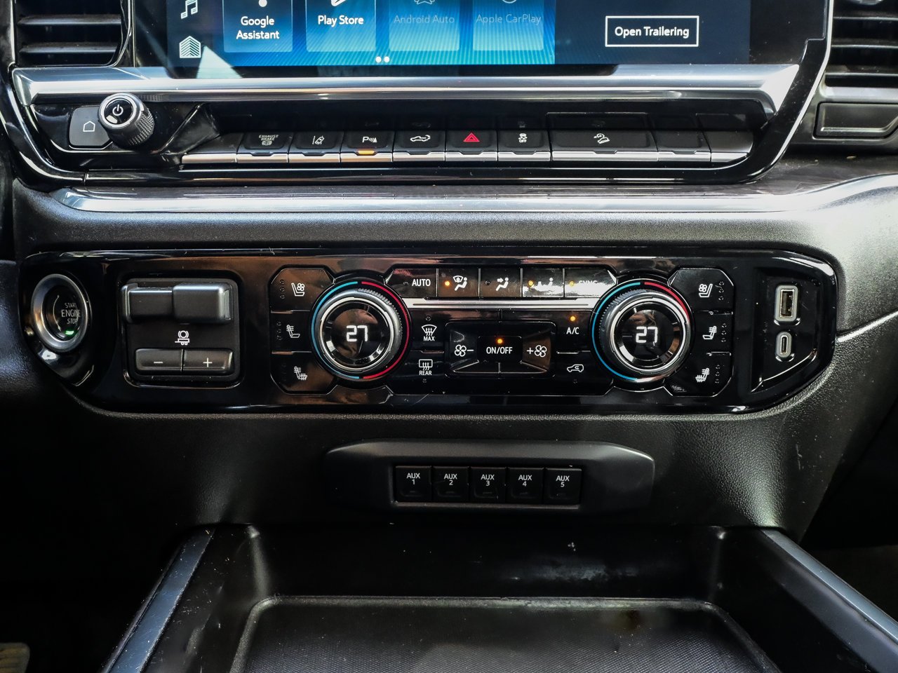2025 Chevrolet Silverado 3500HD 4WD Crew Cab 159 LTZ Black Sherwood Park - photo #31