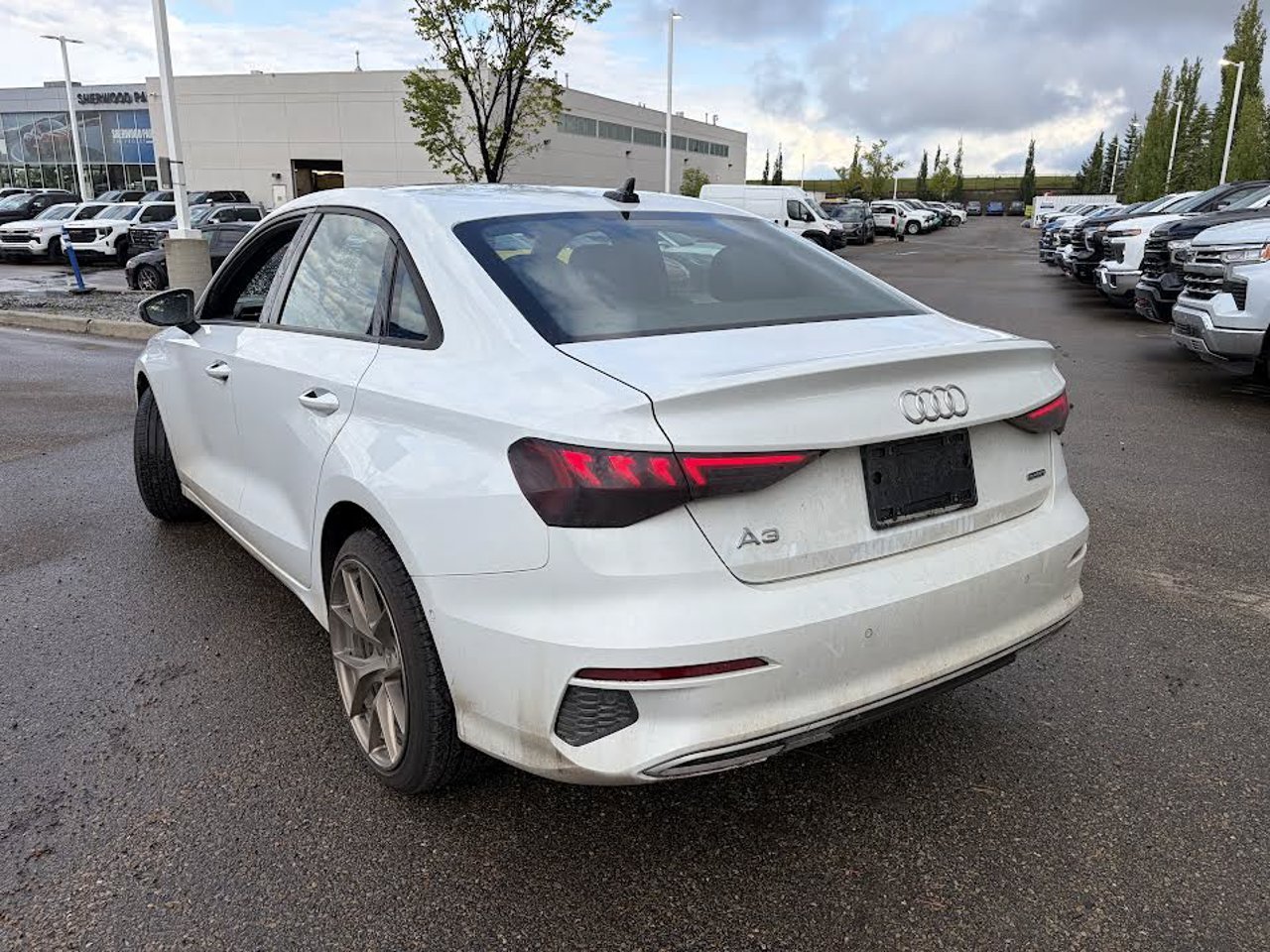 2023 Audi A3 Sedan Komfort 40 TFSI White Sherwood Park - photo #3