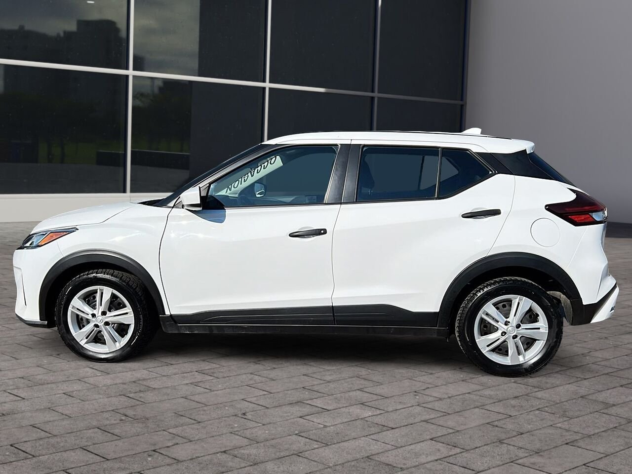 Nissan Kicks S 2024 Blanc Québec - photo #4