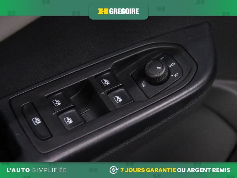 2024 Volkswagen Taos Grey Blainville - photo #11