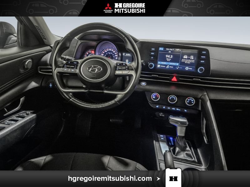 Hyundai Elantra 2023 Gris Laval - photo #16