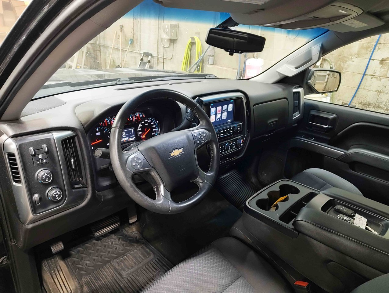 2016 Chevrolet Silverado 1500 4WD Crew Cab 143.5 LT w/1LT Black Sherwood Park - photo #6