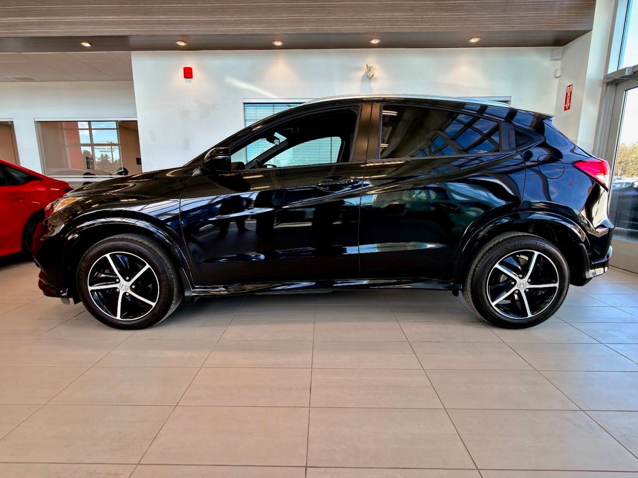 Honda HR-V 2021 Noir Notre-Dame-des-Prairies - photo #6