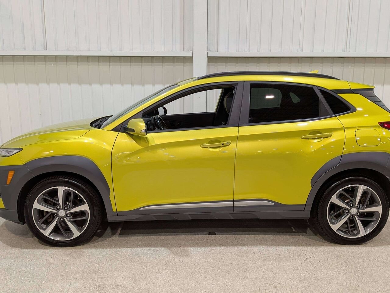 2019 Hyundai Kona 1.6T Ultimate AWD w/Lime Colour Pack Green Val-David - photo #4