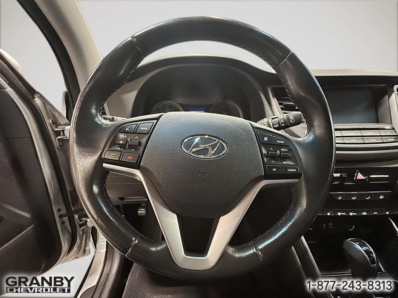 Hyundai Tucson 2.0L Premium TA | 26-1105A 2018 Argent Granby - photo #11