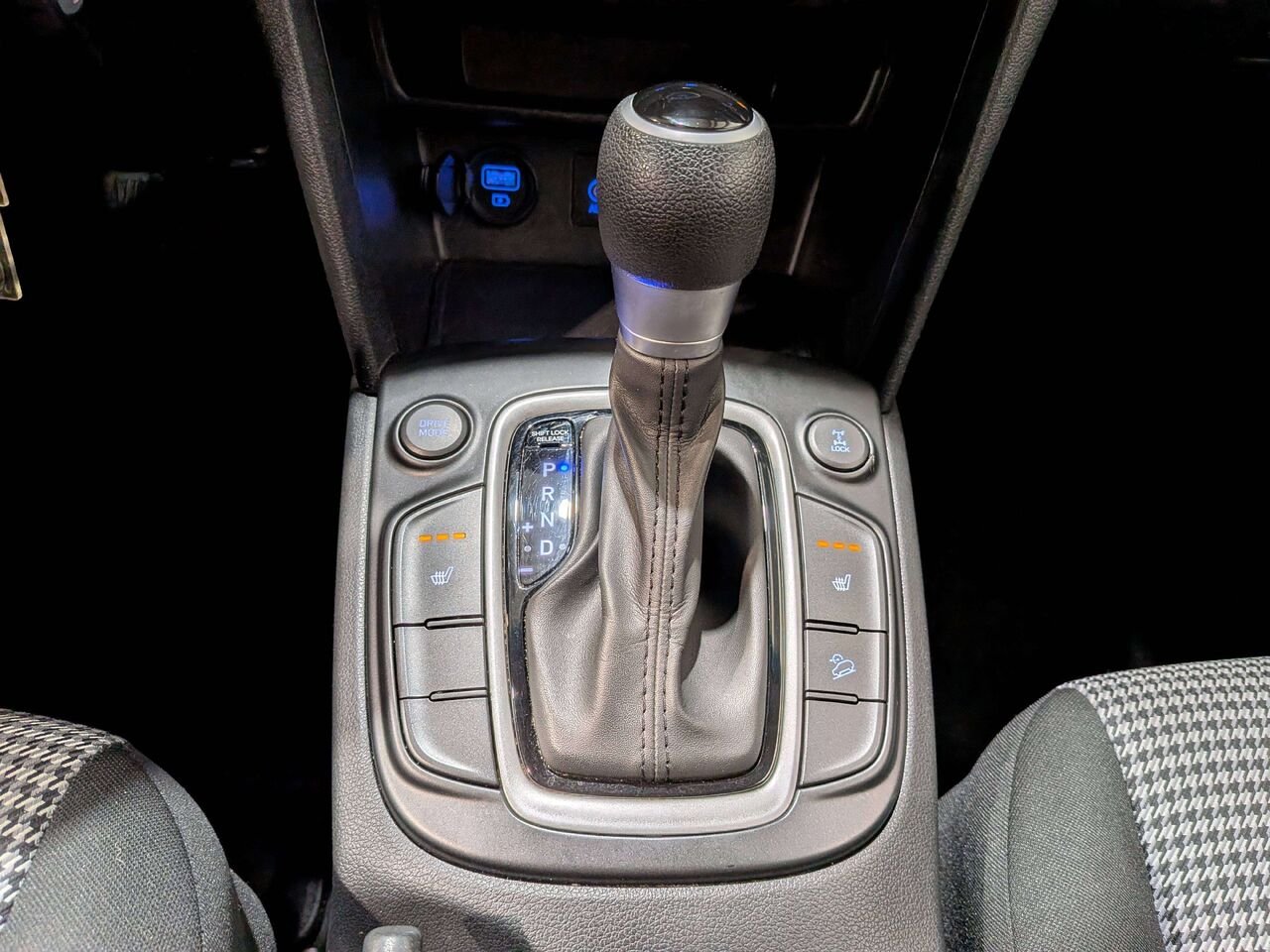 2021 Hyundai Kona 2.0L Essential AWD Grey Val-David - photo #25