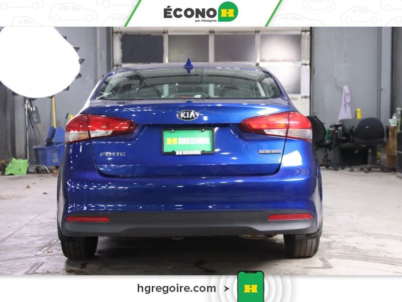 2017 Kia Forte Blue Blainville - photo #5