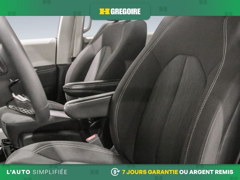 2023 Chrysler Grand Caravan White Saint-Eustache - photo #13