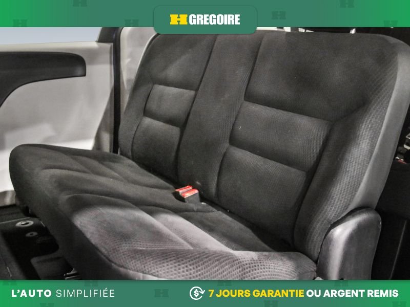 2019 Dodge GR Caravan Blue Saint-Eustache - photo #25
