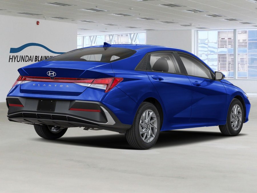 Hyundai Elantra 2026 2026 Bleu intense