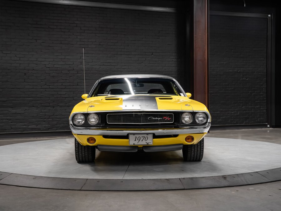 1970 Dodge Challenger R/T | 440 6 Pack | 4 Speed Pistol Grip | High End Restoration | Matching Numbers