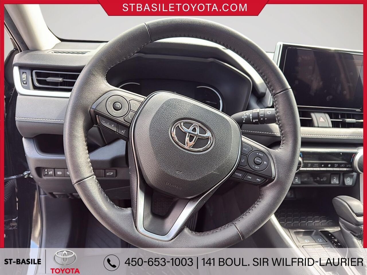 TOYOTA RAV4 2023 Noir minuit métallisé Saint-Basile-le-Grand - photo #13