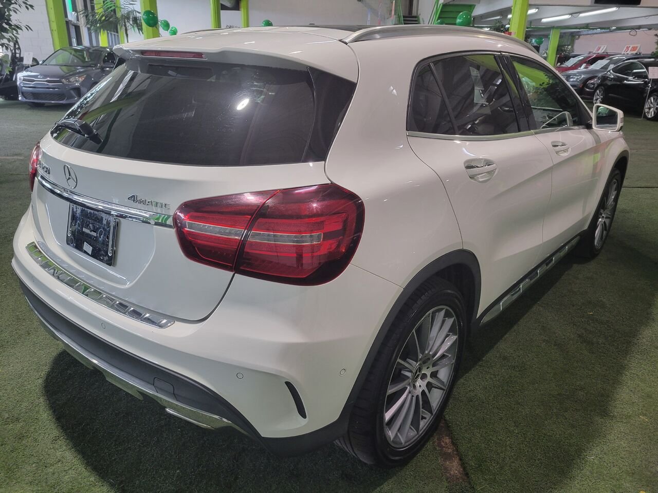 2019 Mercedes-Benz GLA White  - photo #5