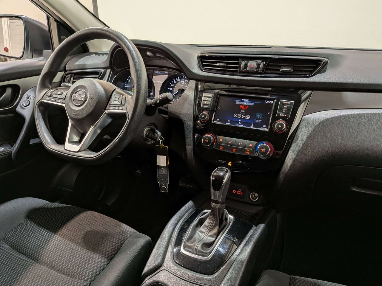 Nissan Qashqai 2021 Blanc Val-David - photo #18