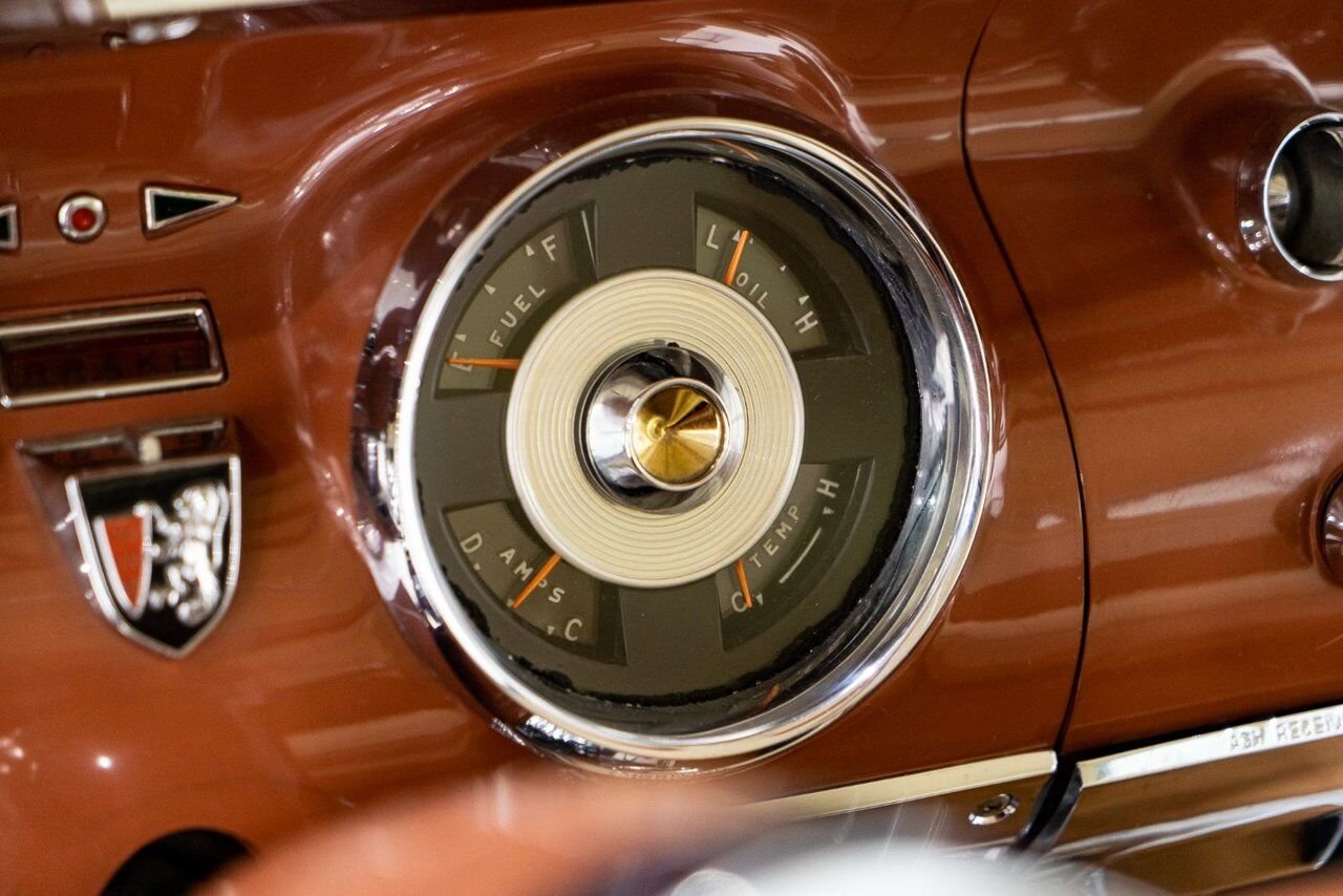 Chrysler New Yorker PRICE IN USD Fantastic driver with extensive documentation | PRICE IN USD 1956 Beige Montréal - photo #63