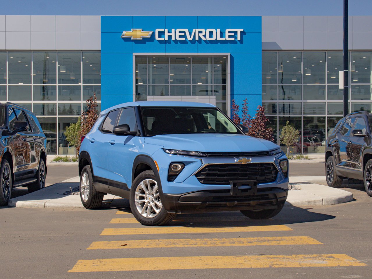 2024 Chevrolet Trailblazer AWD 4dr LS Blue Sherwood Park - photo #1