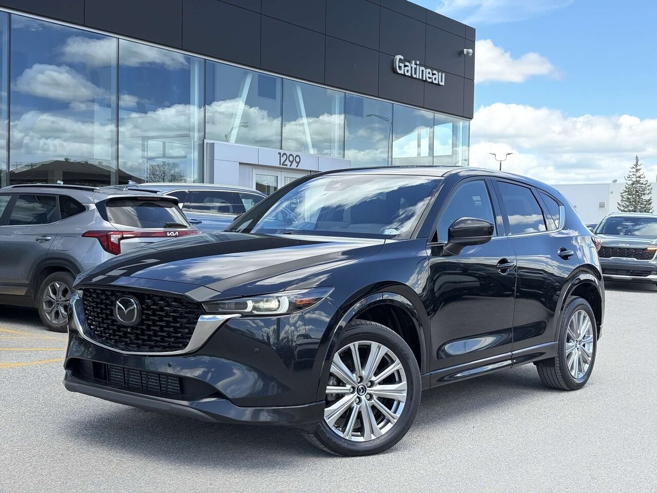 2022 Mazda CX-5 Black Gatineau - photo #8