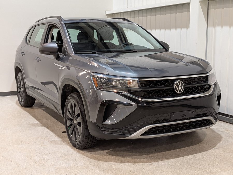 Volkswagen Taos Trendline FWD 2024 Gris