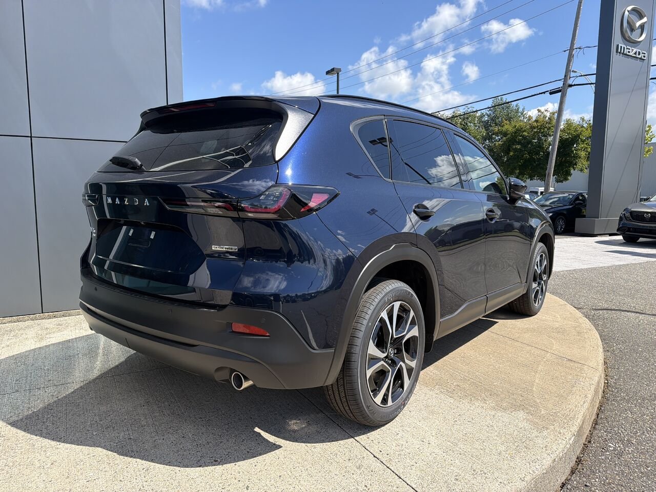 2026 MAZDA CX-5 Navy Blue Mica Ste-Marie - photo #3