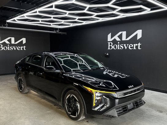 2026 Kia K4 2026 Aurora Black