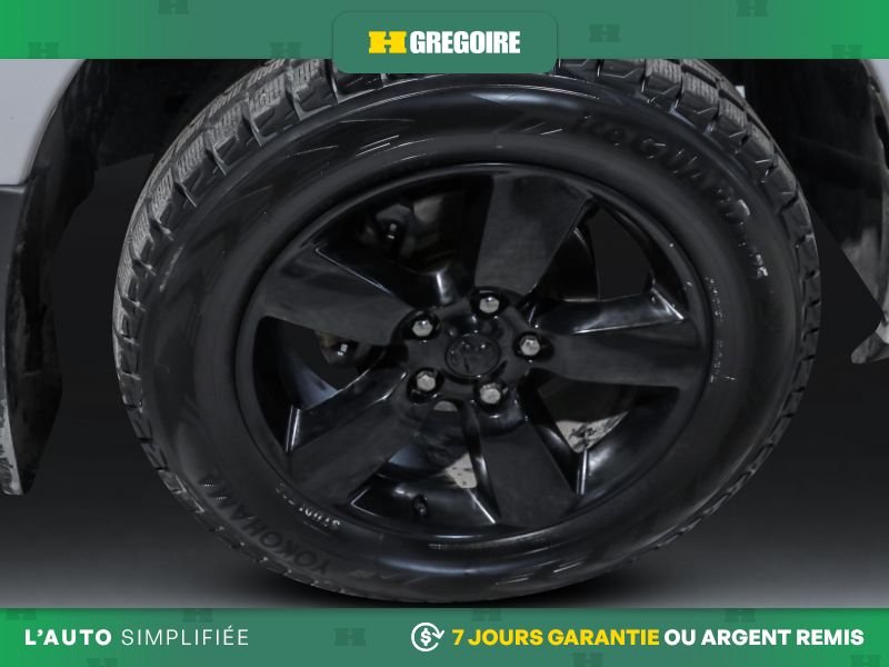 2023 Ram 1500 White Saint-Eustache - photo #25