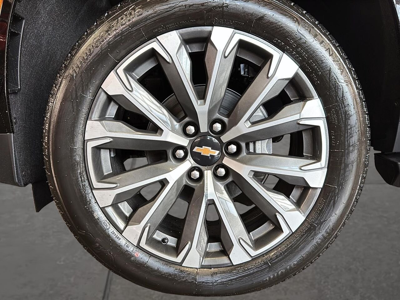 CHEVROLET Suburban HIGH COUNTRY 2027 NOIR Saint-Hyacinthe - photo #6