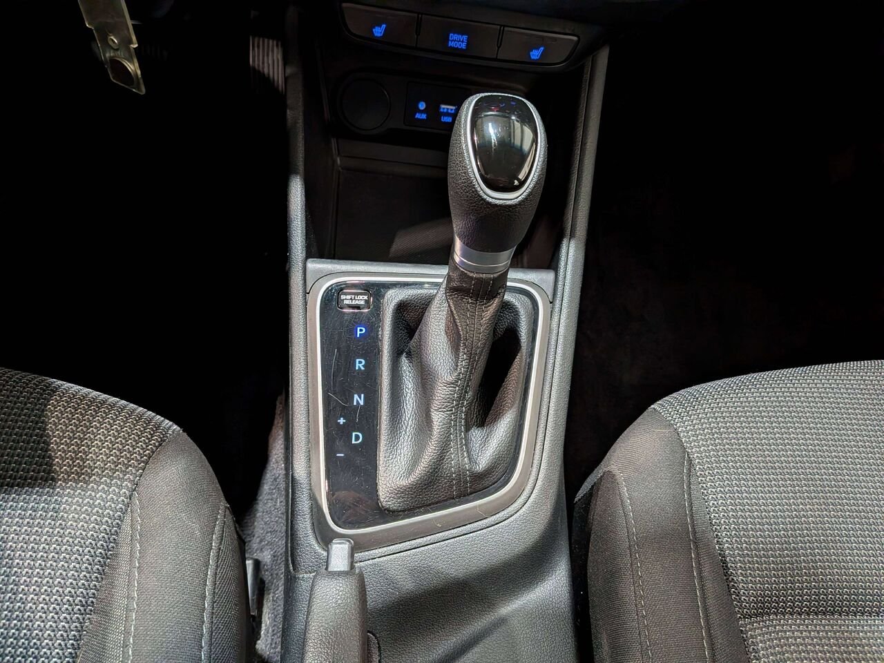 2020 Hyundai Accent 5 Door Preferred IVT Black Val-David - photo #25