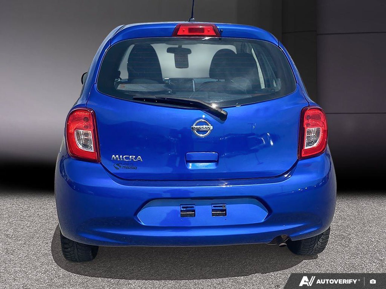 2017 Nissan Micra 3N1CK3CP0HL259090 Blue Mirabel - photo #3