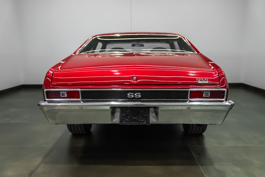 Chevrolet Nova 1972 Rouge Montréal - photo #7