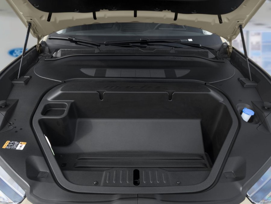 Ford Mustang Mach-E Haut de gamme TI 2026 Sable du désert