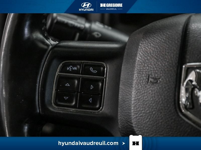 Ram 1500 YW97 | Express 4x4 Crew Cab 5'7" Box 2019 Argent Laval - photo #21