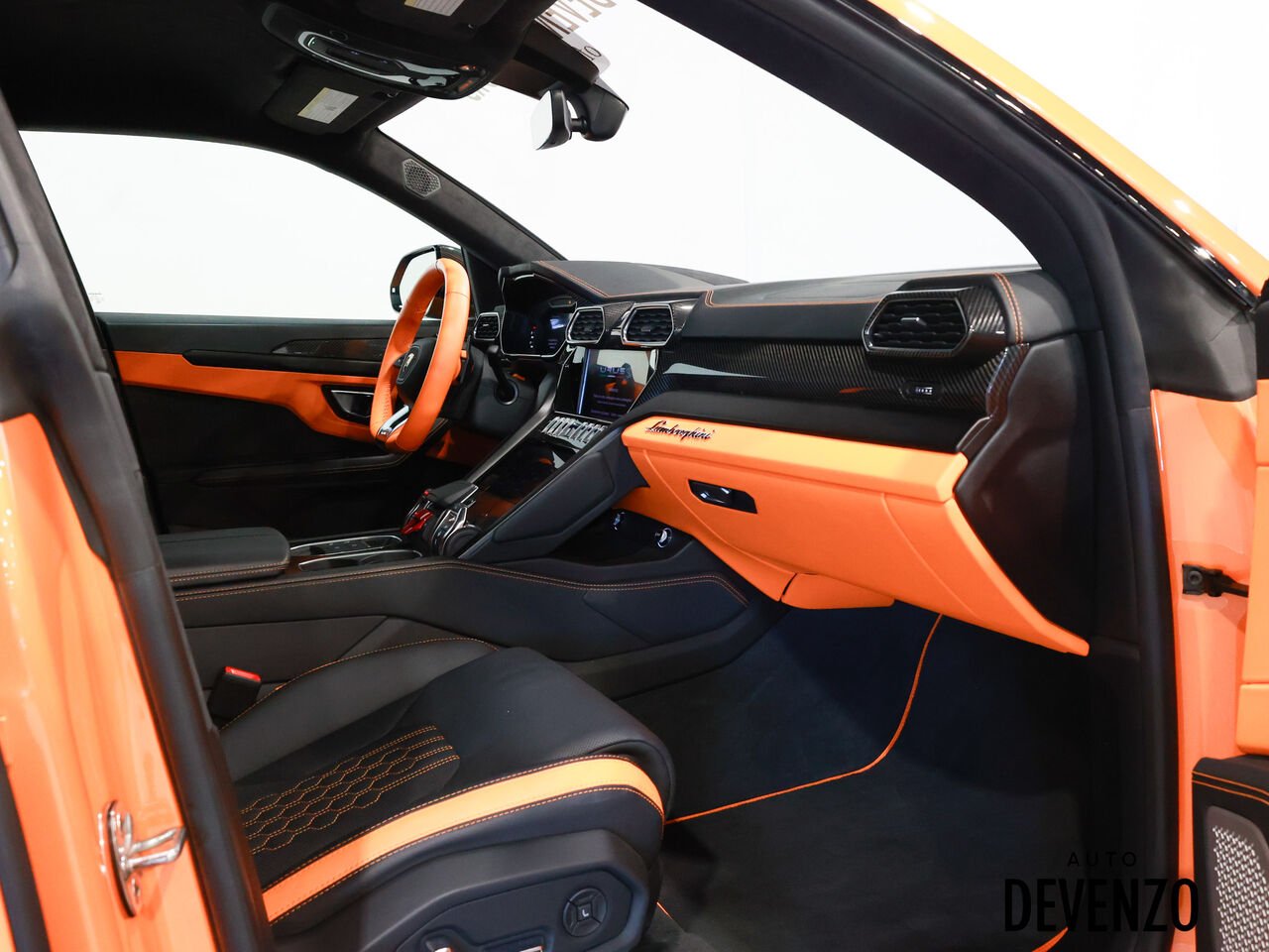 2023 Lamborghini Urus Orange Saint-Eustache - photo #11