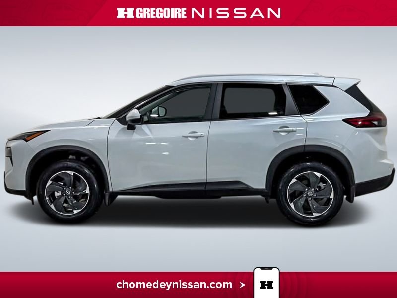 2025 Nissan Rogue White Laval - photo #4