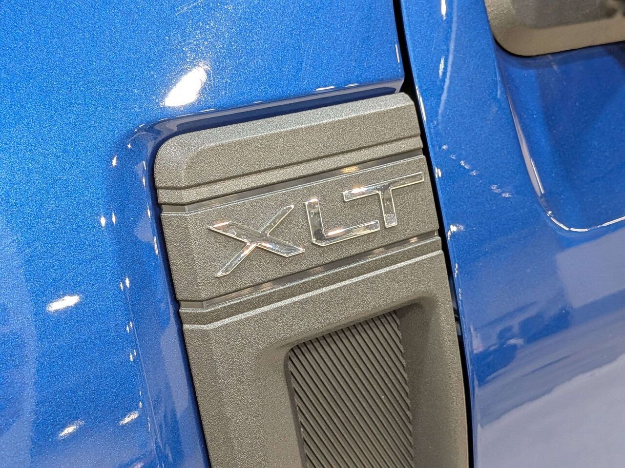 2023 Ford Maverick XLT FWD SuperCrew Blue Val-David - photo #35