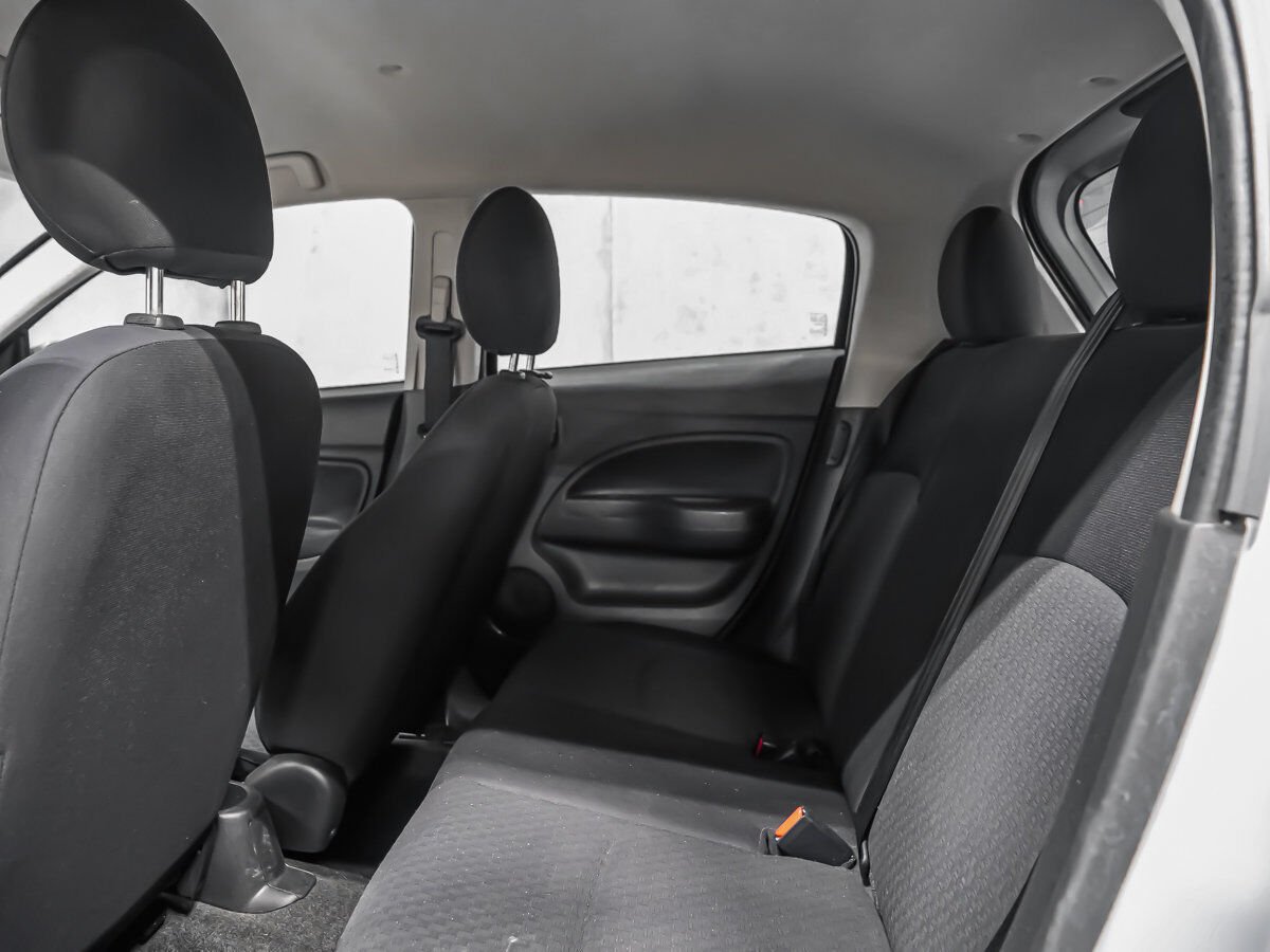 2018 Mitsubishi Mirage ES Silver Montreal - photo #11