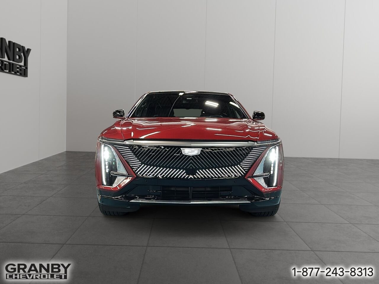 Cadillac LYRIQ Tech 4 portes avec 1SA | G3888 2024 Rouge Granby - photo #1
