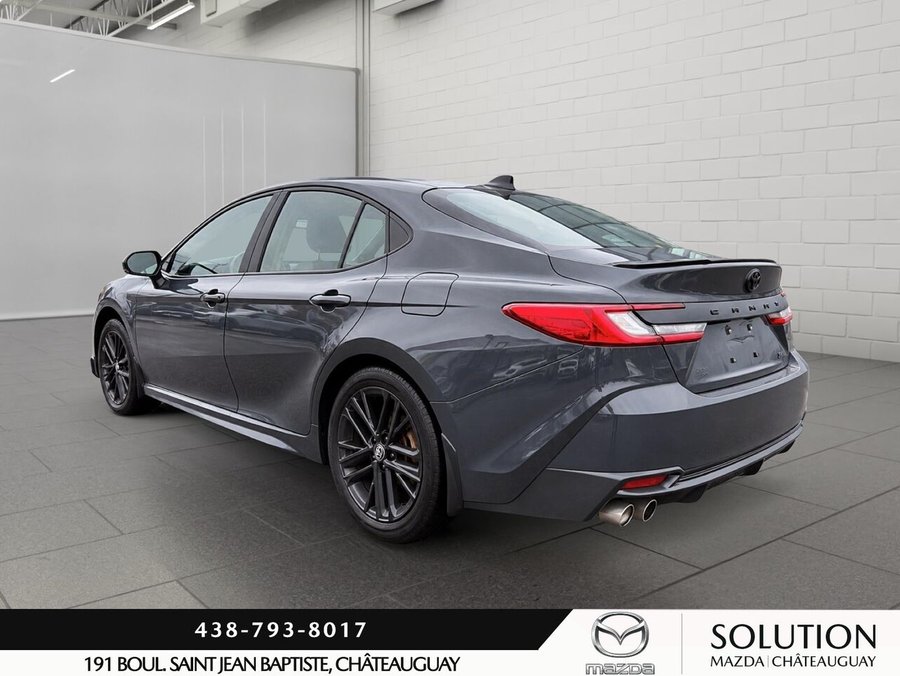 2025 Toyota Camry SE groupe Amélioré Grey
