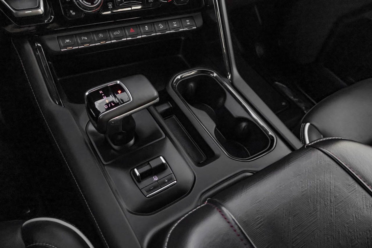 2024 GMC Sierra 1500 4WD Crew Cab 147 AT4X Grey Sherwood Park - photo #27